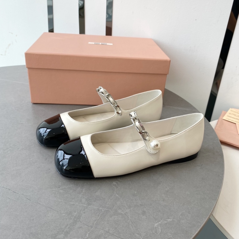 Miu Miu flat shoes